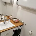 Cozy New With Free Parking Place In Garage Apartment