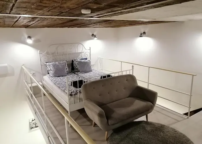 Cozy New With Free Parking Place In Garage * Budapest