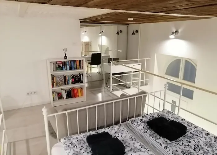 Cozy New With Free Parking Place In Garage
