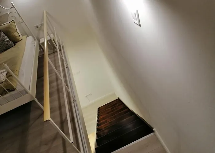 Apartament Cozy New With Free Parking Place In Garage